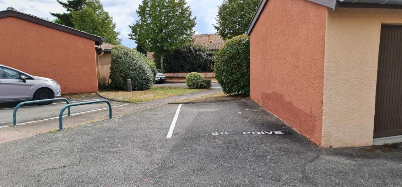 T2 55m² Confort Avec Jardin. Cuisine Et Equipements Neufs. Wifi Tv Parking Balma