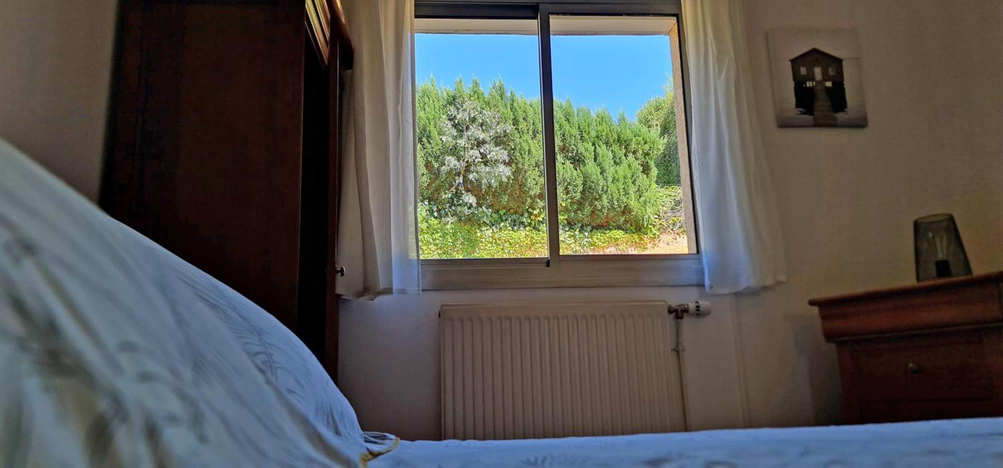 T2 55m² Confort Avec Jardin. Cuisine Et Equipements Neufs. Wifi Tv Parking Apartment